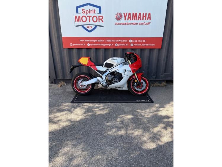 YAMAHA XSR 900 GP