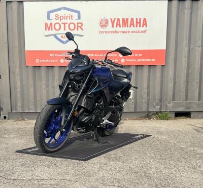 YAMAHA MT-03