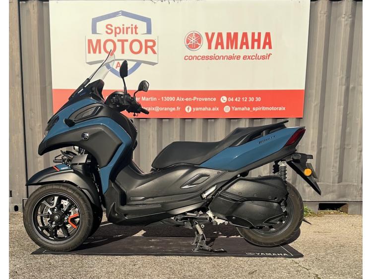 YAMAHA TRICITY 300